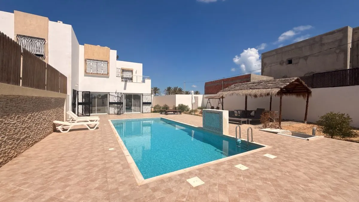 Maison S+5 - Sidi Yeti