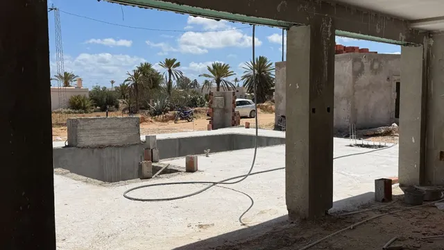 Villa S+3 en état de carcasse