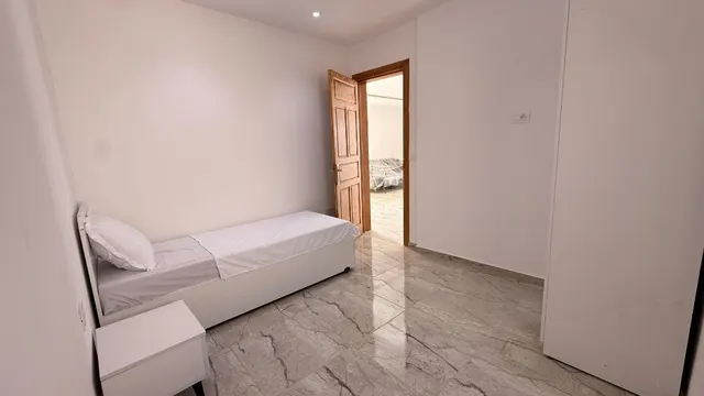 Résidence - 3 maisons avec piscines communes