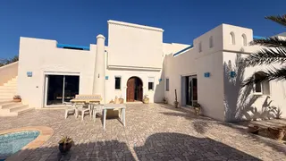 Photo 4 — Villa S+3 avec piscine
