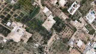 Photo 2 — Terrain Ref80a