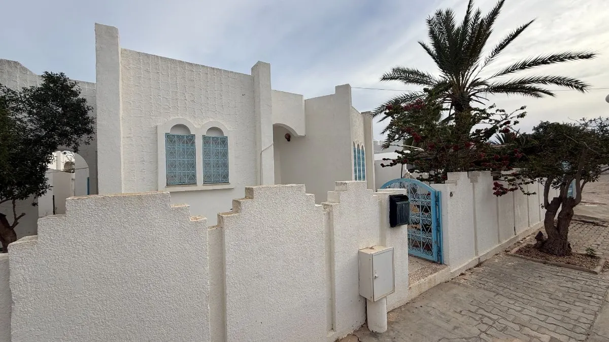 Maison S+3 en location annuelle – Mezreya