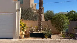 Photo 8 — S+0 meublé (à l’étage) – location annuelle