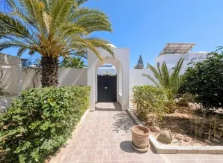Photo 2 — Villa S+3 avec piscine – Aghir, Djerba (zone urbaine)