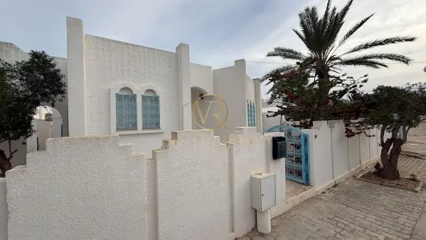 Maison S+3 en location annuelle – Mezreya