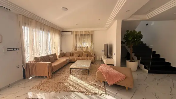 Villa Lara