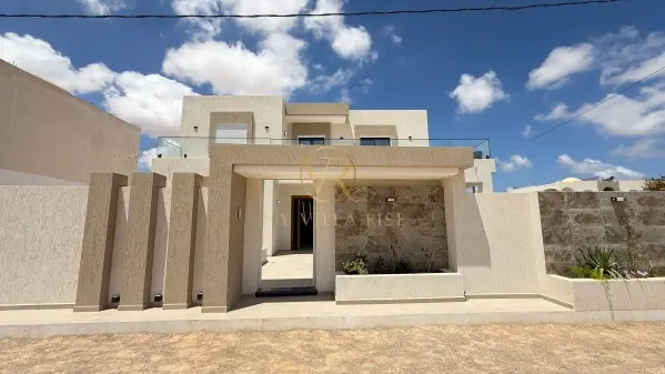 Villa S+4 - Houmt Souk
