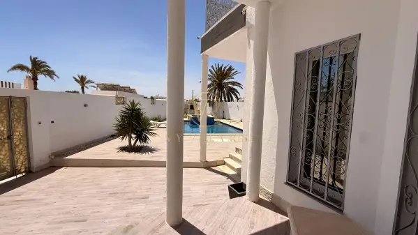 Villa Raouf