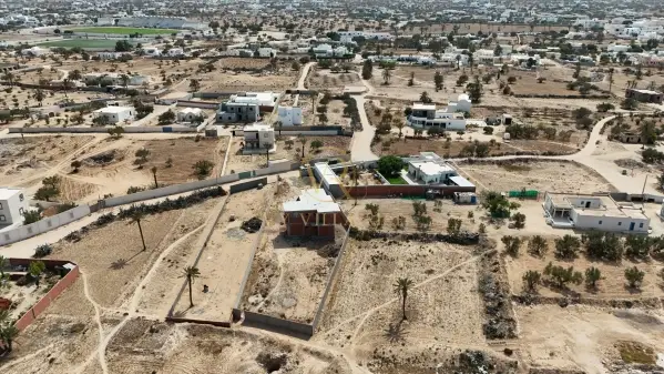 Villa S+4 en état de carcasse